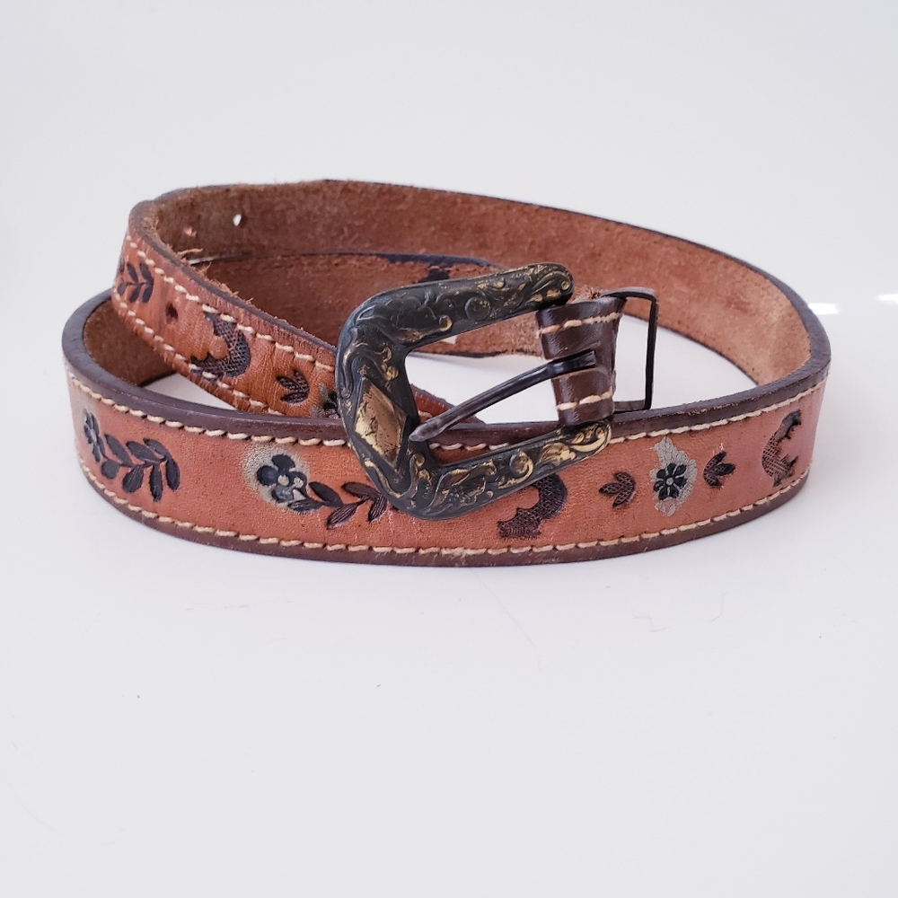 Vintage Tan Floral Embossed Leather Belt - Picture 9 of 9